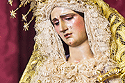 Besamanos de María Santísima de los Dolores (Iglesia de la Santísima Trinidad) (Sanlúcar de Barrameda - Cádiz). Viernes de Dolores, 11 de abril de 2014