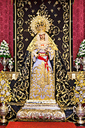 Besamanos de María Santísima de los Dolores (Iglesia de la Santísima Trinidad) (Sanlúcar de Barrameda - Cádiz). Viernes de Dolores, 11 de abril de 2014