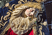 Besamanos de Nuestra Señora de las Angustias (Iglesia de Nuestra Señora del Carmen) (Sanlúcar de Barrameda - Cádiz). Viernes de Dolores, 11 de abril de 2014