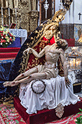 Besamanos de Nuestra Señora de las Angustias (Iglesia de Nuestra Señora del Carmen) (Sanlúcar de Barrameda - Cádiz). Viernes de Dolores, 11 de abril de 2014