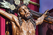 Besapiés del Santísimo Cristo de la Expiración (Iglesia de San Nicolás de Bari) (Sanlúcar de Barrameda - Cádiz). Viernes de Dolores, 11 de abril de 2014
