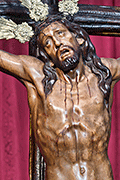 Besapiés del Santísimo Cristo de la Expiración (Iglesia de San Nicolás de Bari) (Sanlúcar de Barrameda - Cádiz). Viernes de Dolores, 11 de abril de 2014
