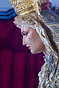 Besamanos de María Santísima de los Desamparados, con motivo de su Bendición el día anterior (Iglesia de Nuestra Señora de los Ángeles y San Sebastián Mártir) (Sanlúcar de Barrameda - Cádiz). 25 de mayo de 2014