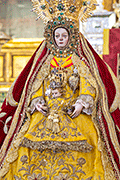 Besamanos de Nuestra Señora de la Caridad coronada, Patrona de Sanlúcar de Barrameda (Basílica Menor de Nuestra Señora de la Caridad coronada) (Sanlúcar de Barrameda - Cádiz). 31 de julio y 1 de agosto de 2014