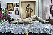 Misa de Difuntos y Besapiés del Santísimo Cristo Yacente (Iglesia de San Francisco - Sanlúcar de Barrameda (Cádiz)