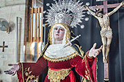 Besamanos de María Santísima del Mayor Dolor (Iglesia del Santo Cristo) (San Fernando - Cádiz). 6 de abril de 2014