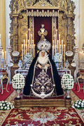 Besamanos de María Santísima de la Trinidad (Iglesia Mayor de San Pedro y San Pablo) (San Fernando (Cádiz). 6 de abril de 2014