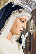 Besamanos de María Santísima de la Trinidad (Iglesia Mayor de San Pedro y San Pablo) (San Fernando (Cádiz). 6 de abril de 2014