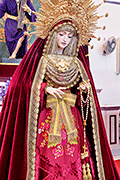 Besamanos de María Santísima de las Angustias (Iglesia de la Sagrada Familia) (San Fernando - Cádiz). 6 de abril de 2014