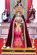 Besamanos de María Santísima de las Angustias (Iglesia de la Sagrada Familia) (San Fernando - Cádiz). 6 de abril de 2014