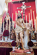 Besapiés de Nuestro Padre Jesús atado y flagelado en la columna (Iglesia Mayor de San Pedro y San Pablo) (San Fernando (Cádiz). 15 de marzo de 2014.