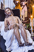Besapiés del Santísimo Cristo de la Redención descendido de la Cruz en su Traslado al Sepulcro (Iglesia Mayor de San Pedro y San Pablo) (San Fernando - Cádiz). 5 de abril de 2014