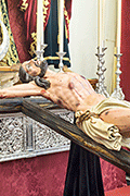 Besapiés del Santísimo Cristo de la Expiración (Iglesia Castrense de San Francisco) (San Fernando (Cádiz). 23 de marzo de 2014
