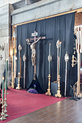 Besapiés del Santísimo Cristo de la Vera-Cruz (Iglesia del Santo Cristo) (San Fernando - Cádiz). 6 de abril de 2014