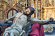 Besapiés del Santísimo Cristo de la Salud (Iglesia Conventual de Nuestra Señora del Carmen) (San Fernando - Cádiz). Viernes de Dolores, 11 de abril de 2014