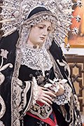 Besamanos de Nuestra Señora de la Soledad (Iglesia Mayor de San Pedro y San Pablo y de los desagravios - San Fernando (Cádiz) - 1 de noviembre de 2014