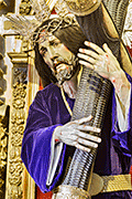 Besapiés de Nuestro Padre Jesús Nazareno (Iglesia de Jesús Nazareno) (Chiclana de la Frontera - Cádiz). Viernes de Dolores, 11 de abril de 2014