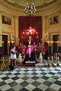Besamanos de Nuestro Padre Jesús de Medinaceli (Iglesia Mayor de San Juan Bautista) (Chiclana de la Frontera - Cádiz). Viernes de Dolores, 11 de abril de 2014