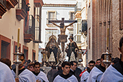 Traslado de las Sagradas Imágenes Titulares de la Hermandad de la Vera-Cruz al colegio de los Marianistas para la celebración de los Cultos Cuaresmales (Jerez de la Frontera (Cádiz). 16 de marzo de 2014.