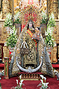 Besamanos de Nuestra Señora del Carmen Coronada (Basílica de Nuestra Señora del Carmen) (Jerez de la Frontera - Cádiz). 27 de abril de 2014