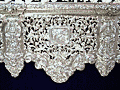 Detalle de los respiraderos del paso de palio de Nuestra Señora de la Estrella