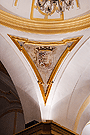 Escudo pintado en la bóveda central (Capilla de los Desamparados)