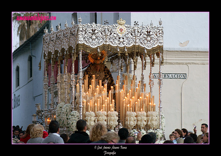 Paso de Palio de Santa María de la Paz
