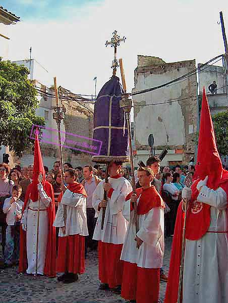 Cruz Parroquial con manguilla de la Hermandad de la Cena 