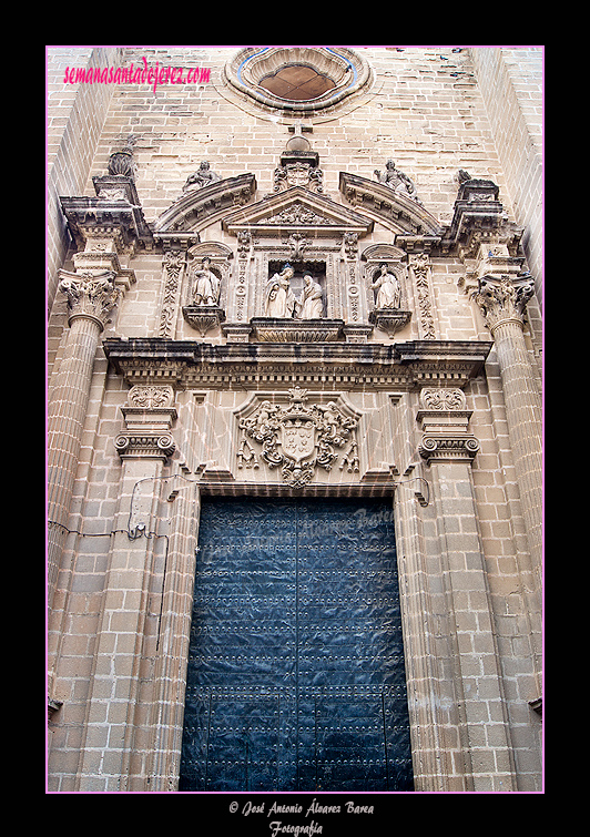 Portada de la Visitación de la Santa Iglesia Catedral