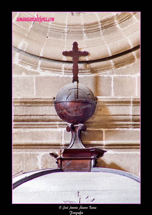 Remate de la puerta de los Pastores (Nave de la Epístola - Santa Iglesia Catedral)
