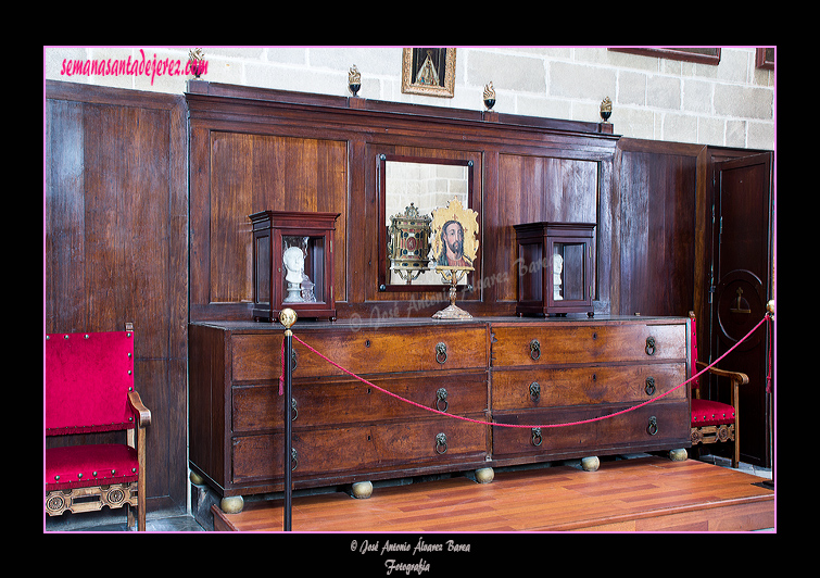 Mueble cajonero - Manuel Rodríguez Barreño - Año 1818 (Sacristía Mayor - Santa Iglesia Catedral)