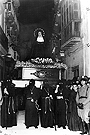 Nuestra Señora del Amor y Sacrificio se dirge a la Plaza de la Compañía, a la Iglesia-Residencia de los Jesuitas (Foto: Manuel Pereiras)