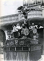 Años 40. Imagen del primitivo Paso del Santisimo Cristo del Amor en San Juan de los Caballeros, anterior sede canónica de la Hermandad. Al fondo, el coro y órgano, ya desaparecidos