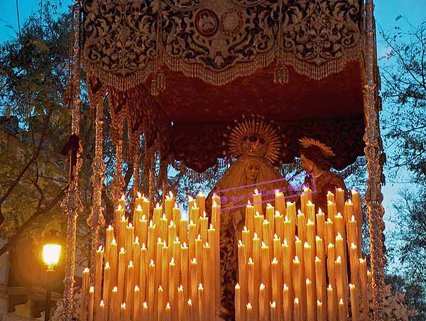 Paso de Palio de María Santísima del Desconsuelo