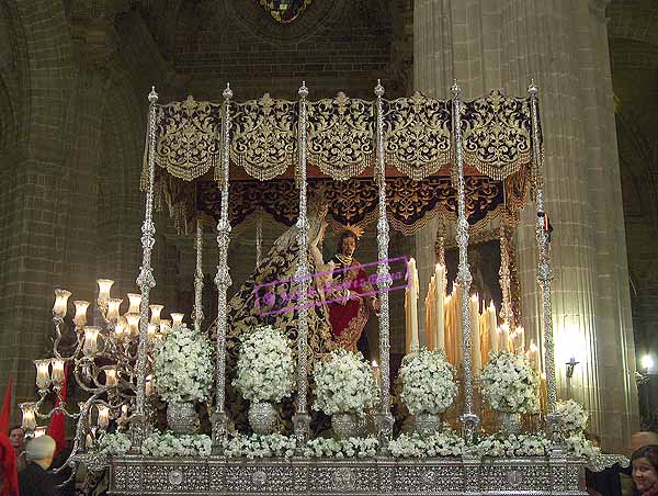 Paso de Palio de María Santísima del Desconsuelo