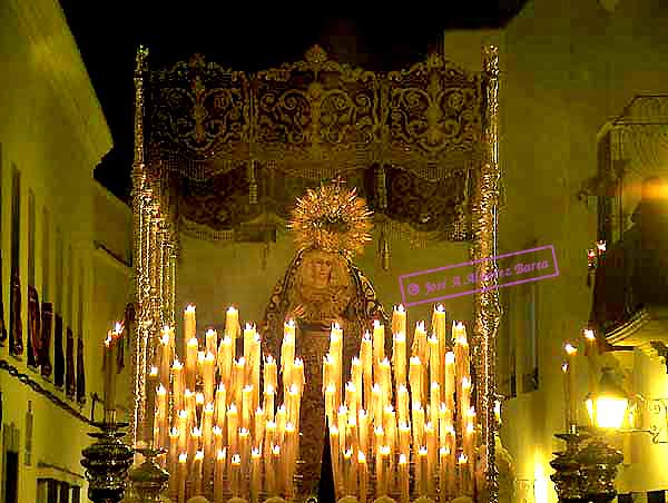 Paso de Palio de Mar&iacute;a Sant&iacute;sima de los Dolores
