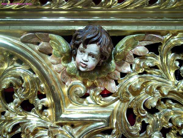 Cabeza de angelito en el respiradero del paso de Misterio de Nuestro Padre Jesús del Prendimiento