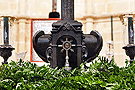 Relicario del Lignum Crucis en la Cruz de guía de la Hermandad de la Vera-Cruz