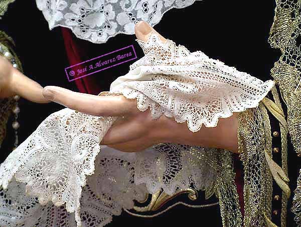 Mano izquierda de Mar&iacute;a Sant&iacute;sima de Gracia y Esperanza