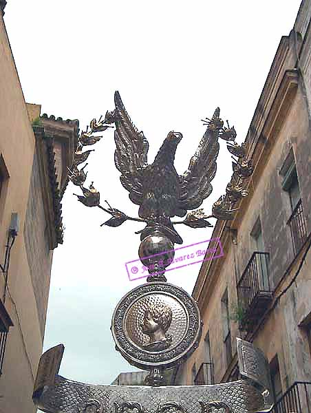 Aguila que remata el asta del Senatus de la Hermandad de la Sagrada Lanzada