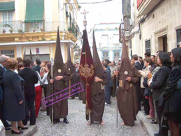 Presidencia del Estandarte de la Hermandad de la Sagrada Lanzada