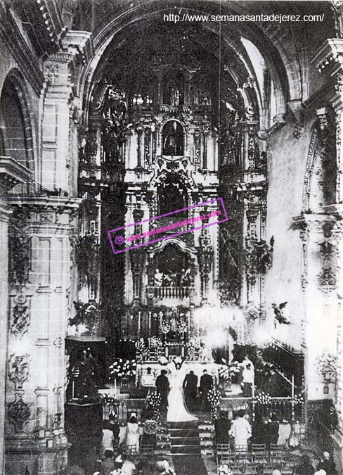 La iglesia de San Dionisio ofrecía este aspecto, barroco, antes de su restauración. año 1955 (Foto: Anónima)
