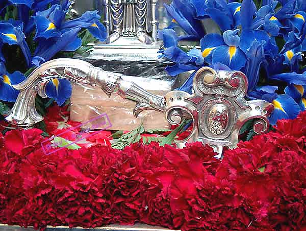 Santa Mar&iacute;a de Montserrat, imagen venera del Paso de Misterio del Ecce Homo 