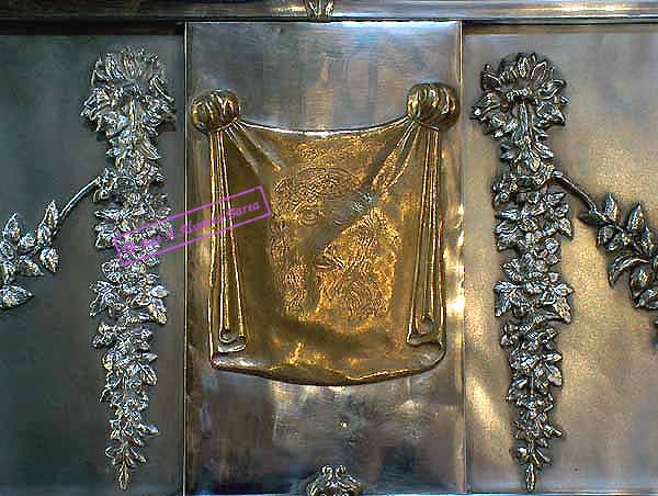 Detalle de la canastilla del Paso de Misterio del Ecce Homo, realizada por Seco Imbert en el año 1927