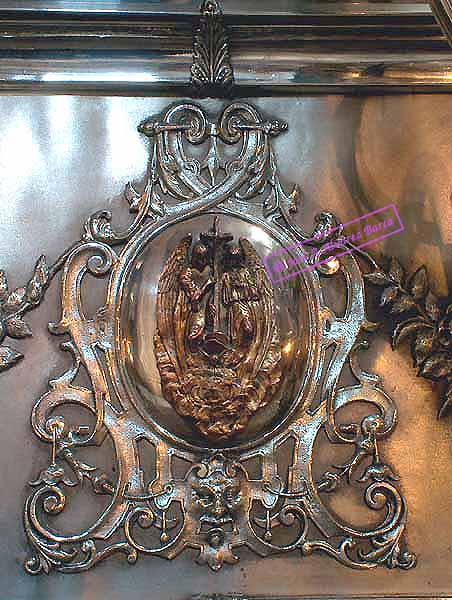 Detalle de la canastilla del Paso de Misterio del Ecce Homo, realizada por Seco Imbert en el año 1927