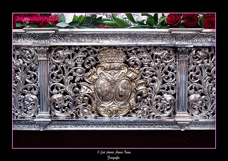 Detalle del respiradero del Paso de Misterio del Ecce Homo