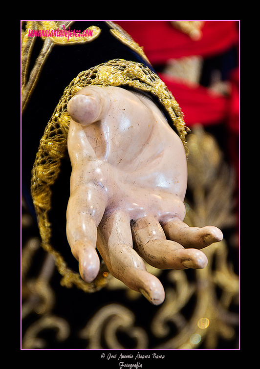 Mano derecha de Nuestra Señora del Mayor Dolor