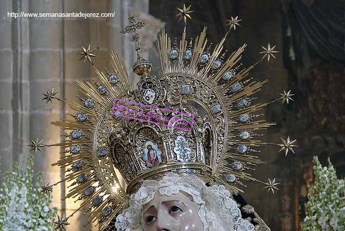 Corona de salida de Nuestra Señora del Mayor Dolor