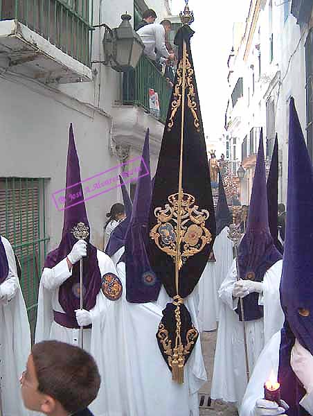 Presidencia del Estandarte de la Hermandad del Mayor Dolor