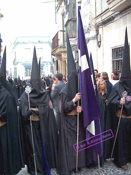 Bandera de la Virgen de la Hermandad del Mayor Dolor 